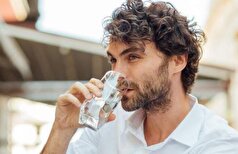 در هوای گرم چقدر باید آب بنوشیم؟