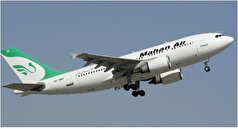 فرود سخت یک هواپیمای مسافربری در کرمان حادثه آفرین شد