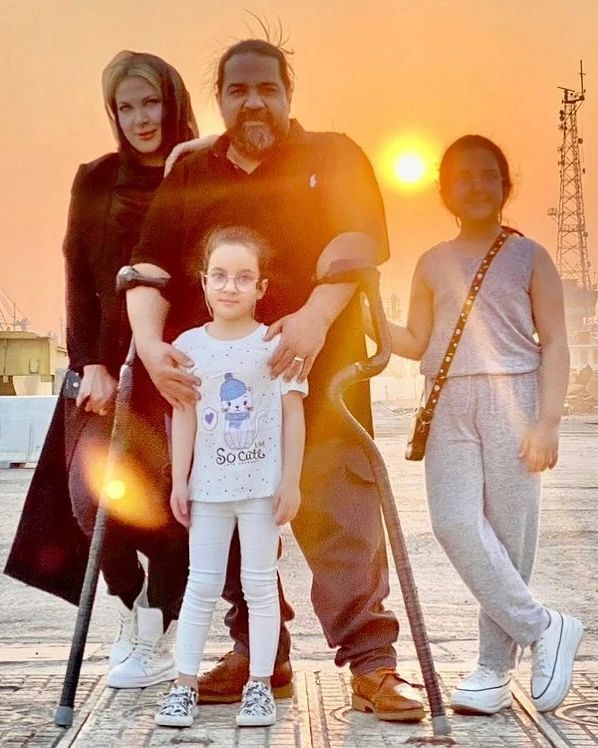 همسر جوان و خجالتی رضا صادقی در کانون گرم خانواده+عکس