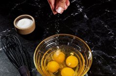 تایم طلایی برای اضافه کردن نمک به غذا از زبان سرآشپز امریکایی ایرانی تبار