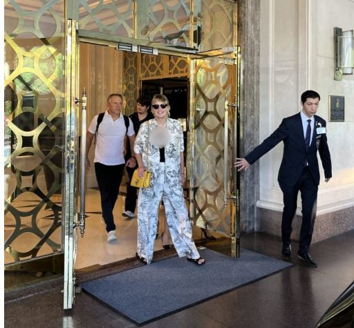 شارون استون، ستاره هالیوود در ترکیه با پسرش همراه شد