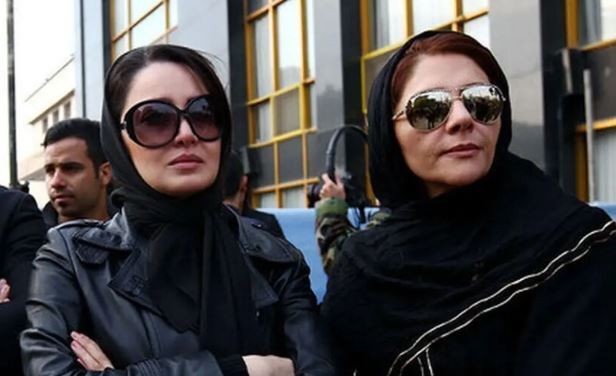 چهره ماتم زده شیلا خداداد در مراسم خاکسپاری آقای خواننده/ عکس
