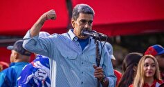 مادورو: ما در حال مهار و درهم کوبیدن کودتا در ونزوئلا هستیم