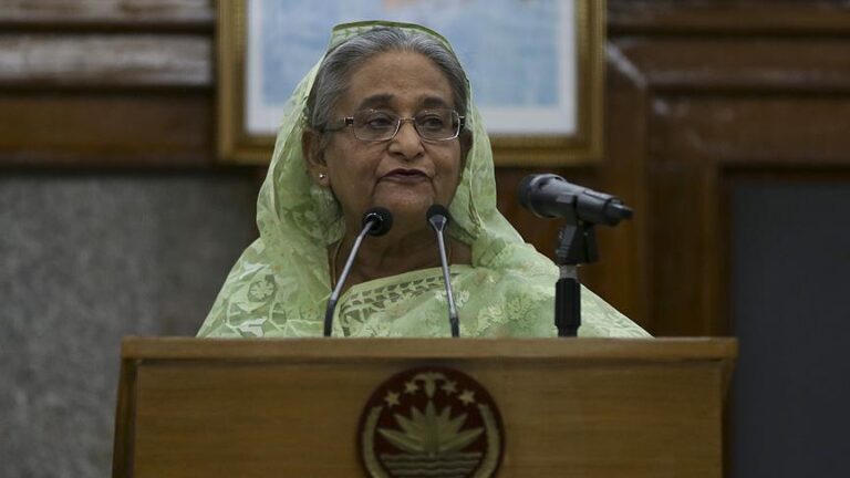 درمورد زندگی پر فراز و نشیب نخست وزیر فراری بنگلادش چه میدانیم؟