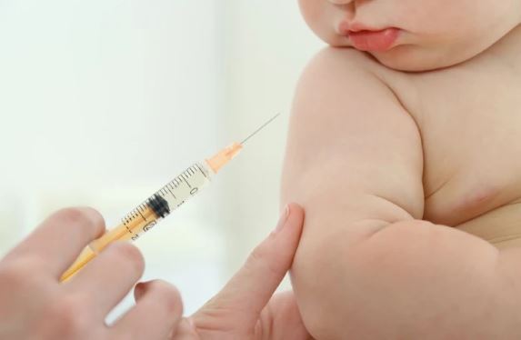 همه چیز درمورد زمان واکسیناسیون کودکان؛ ویژه والدین