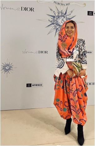 رونمایی از خواهر زن افغانستانی نوید محمدزاده بازیگر سریال جنگل آسفالت/مهربونی ازش میباره+عکس