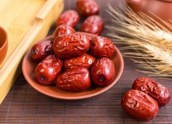 عناب؛ یک آرامش دهنده و خواب آور طبیعی