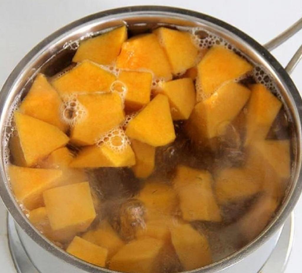 بادرست کردن کدو حلوایی مخصوص نوزادان آن‌ها را به خوردن این غذای مقوی عادت دهید
