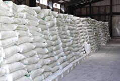 کشف بیش از ۱۰ تن آرد خارج از شبکه توزیع در اسلامشهر