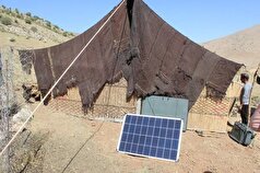 ۳۰ دستگاه پنل خورشیدی بین عشایر شهرستان فاروج توزیع شد