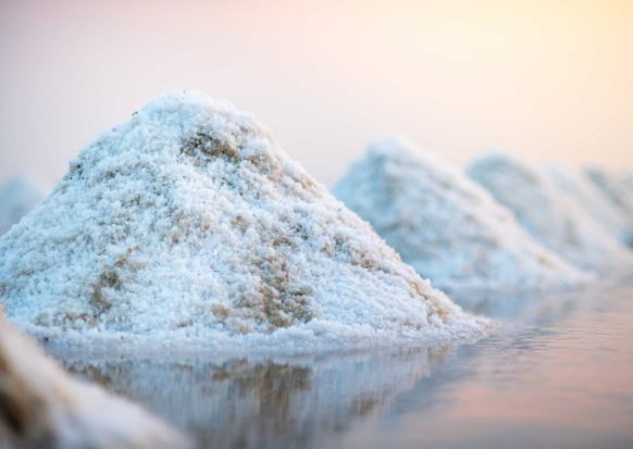 چرا نباید استفاده از نمک دریا را فراموش کنیم؟ /یک معجزه برای سلامت پوست و بدن شما