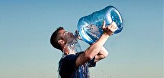 نوشیدن مایعات فراوان امکان مواجهه با گرما زدگی را کم می‌کند