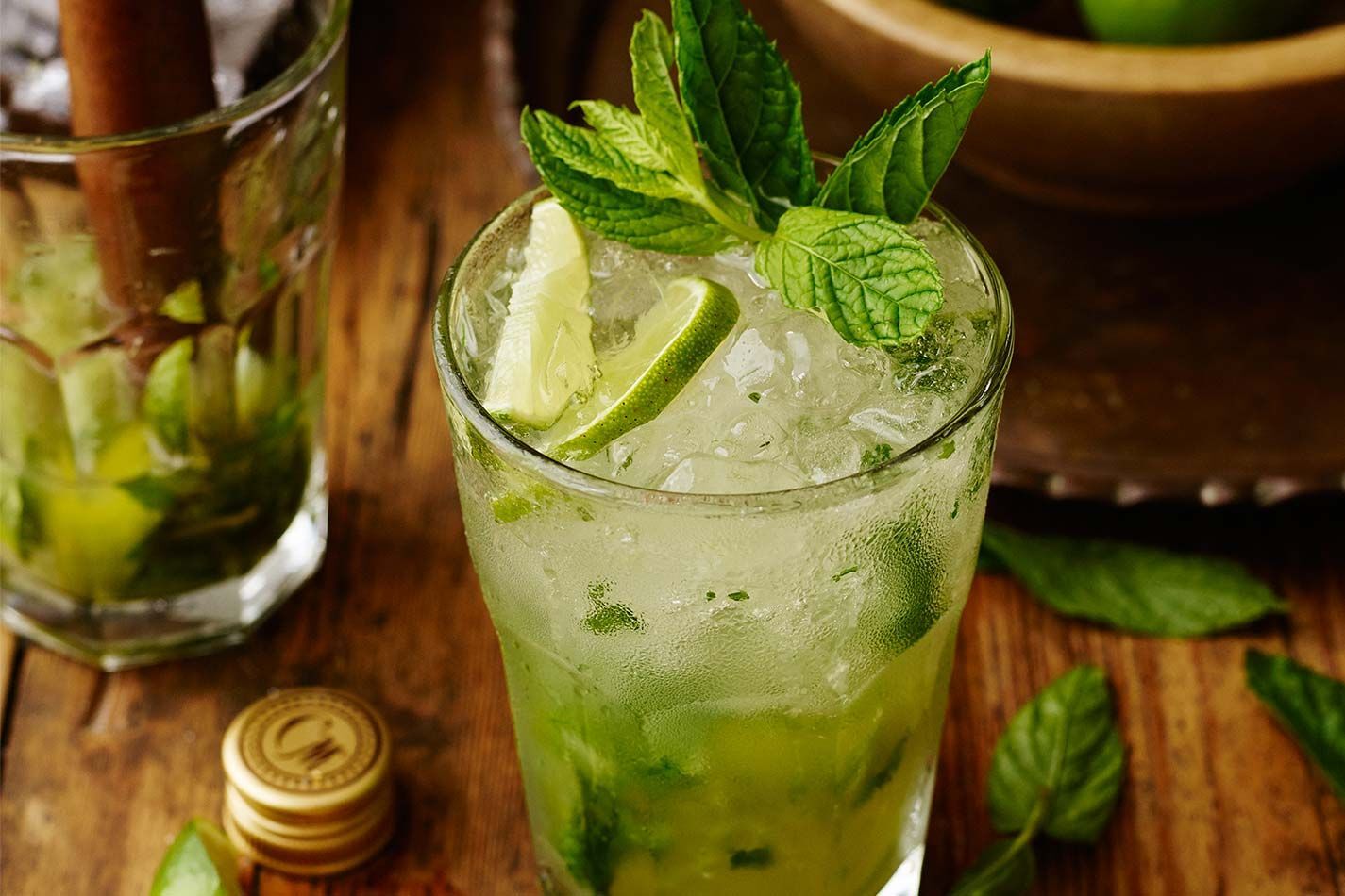 طرز تهیه شربت موهیتو با نعنا برای روز‌های گرم و طاقت فرسا