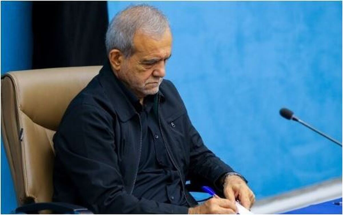 نگاهی به نامه رئیس جمهور در دفتر یادبود مزار جلال طالبانی