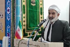 امام‌جمعه سنندج: دولت از تمام ظرفیت‌ها برای توسعه کردستان استفاده کند