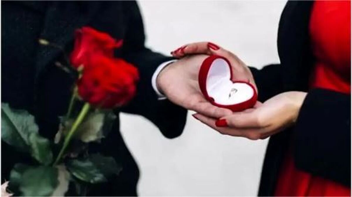 مرد عاشق‌پیشه‌ای که برای رسیدن به همسرش ۳۶۵ روز متوالی خواستگاری کرد!