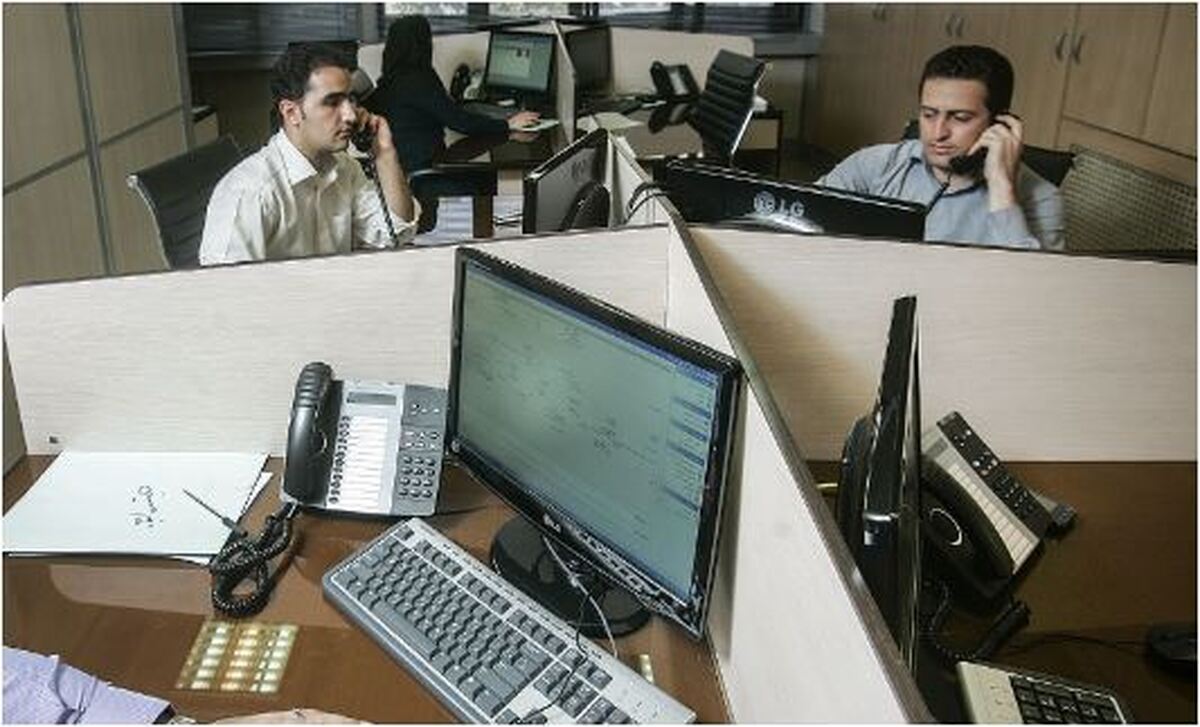 کاهش ساعت کاری کارمندان دولتی به کجا رسید؟