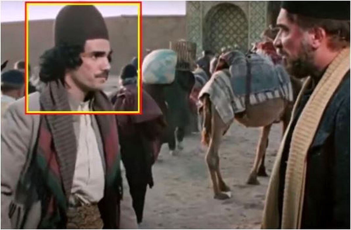 تصاویر شکار شده از بازیگر سریال در چشم باد با استایل هنری در حال نوازندگی