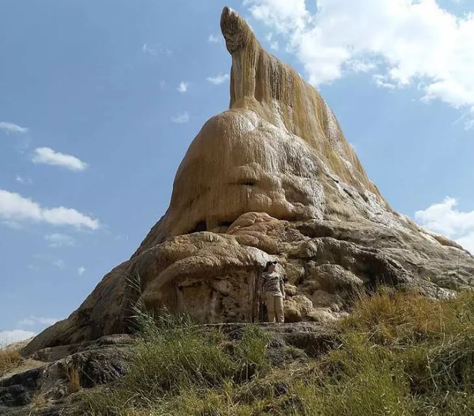 آشنایی با یکی از زیباترین جا‌های دیدنی استان آذربایجان غربی/ جلوه‌ای دیدنی از قدرت طبیعت