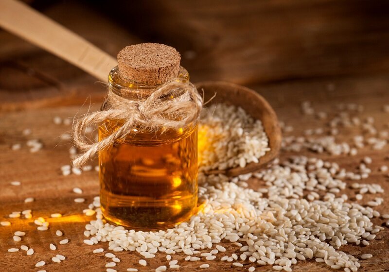 روغن کنجد یک جایگزین عالی برای روغن زیتون در پخت و پز