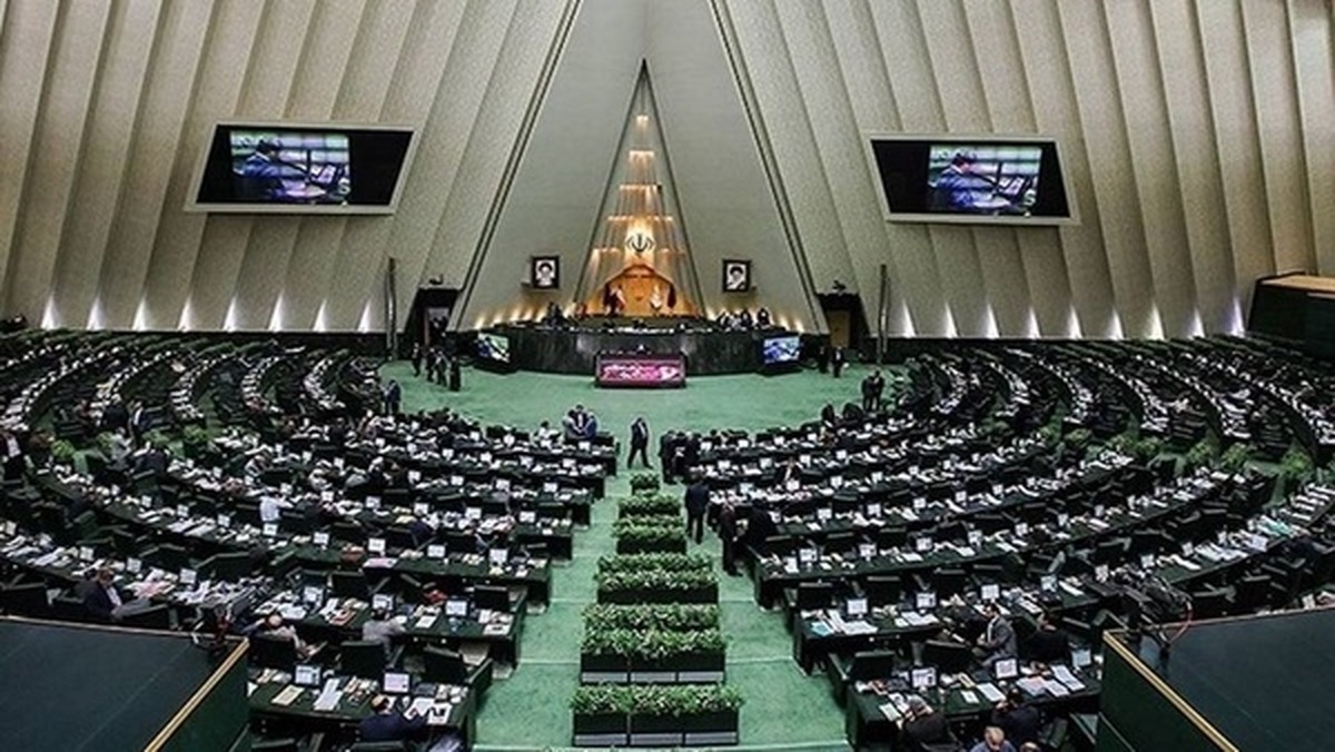 ادامه رسیدگی به اصلاح قانون نظارت بر رفتار نمایندگان در دستور کار مجلس