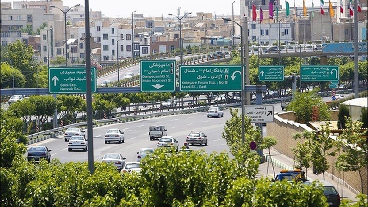 ایمن‌سازی و رفع نقطه حادثه خیز زیرگذر خیابان آزادی