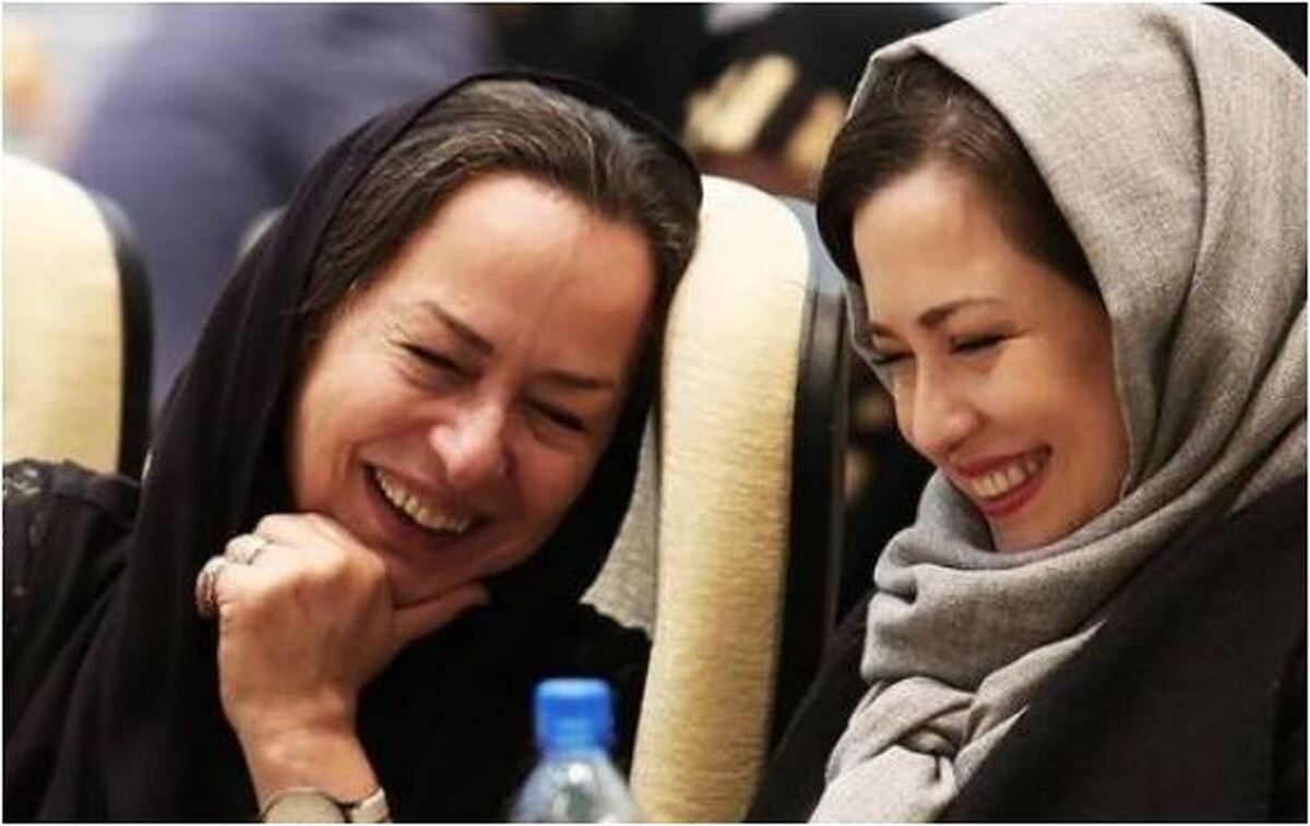 خاطره بازی بامزه آزیتا حاجیان از باردای و بچه دار شدنش/دلم نوه هم می‌خواهد!