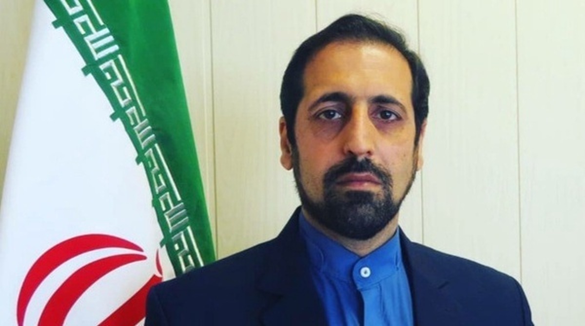 فرماندار کازرون خبر خود درباره امام جمعه کازرون را اصلاح کرد