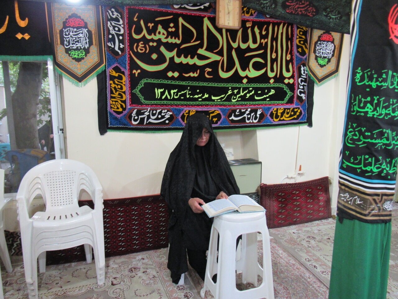 کوچکترین و قدیمی‌ترین مسجد محله پونک که مردان حق ورود به آن را ندارند!