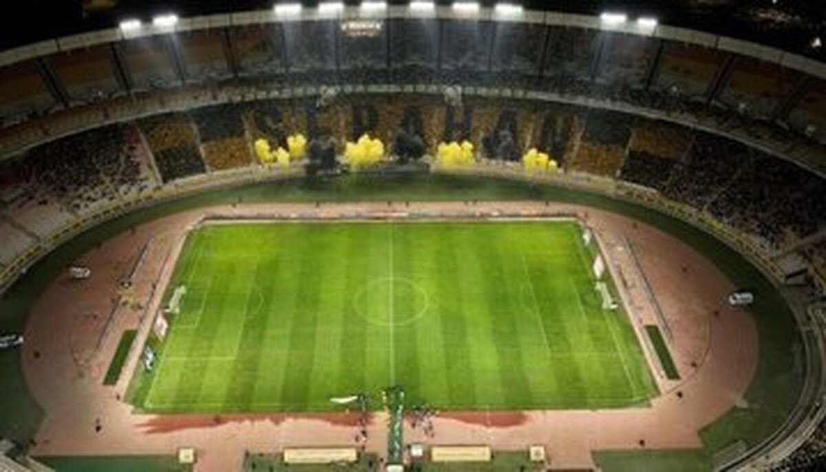 خبر‌هایی از فرونشست زمین در اطراف ورزشگاه تازه تاسیس نقش جهان