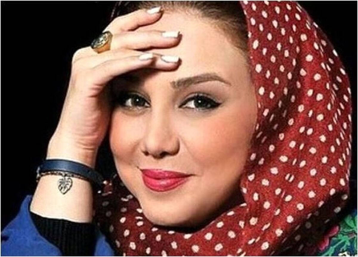 سلفی‌های دیدنی بهنوش بختیاری با پدر و مادر شیک و باکلاسش را از دست ندهید