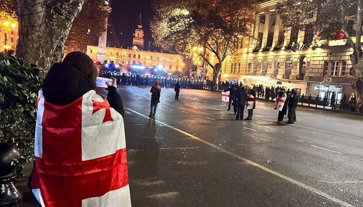 زلنسکی تحریم‌هایی را علیه مقامات گرجستان اعلام کرد