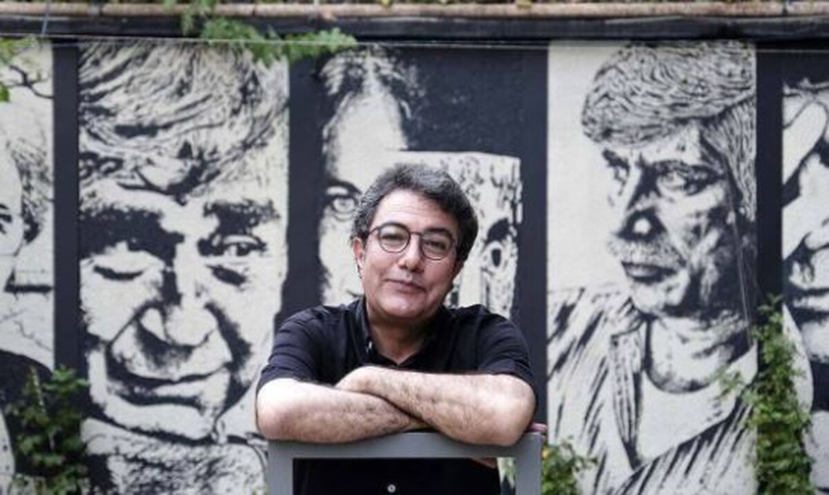 نادر برهانی‌مرند بعد از ۸ سال روی صحنه تئاتر گرد و خاک به پا می‌کند