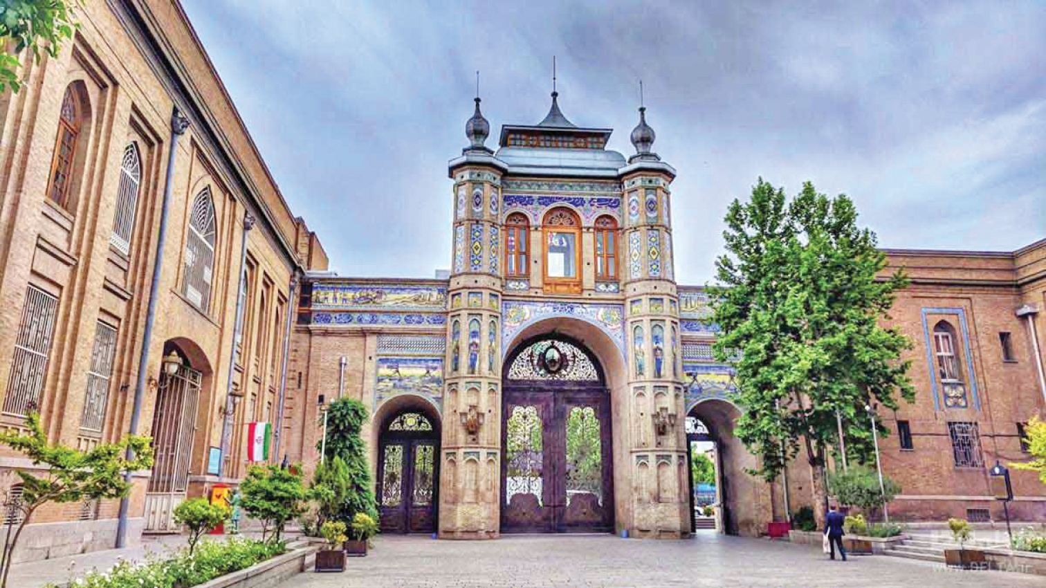 چگونه تهران دروازه‌دار شد؟