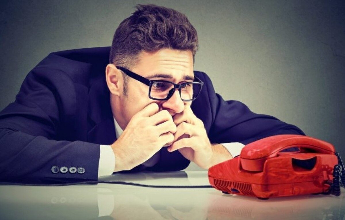 اختلال اضطراب اجتماعی چگونه تشدید میشود؟ چه باید کرد؟