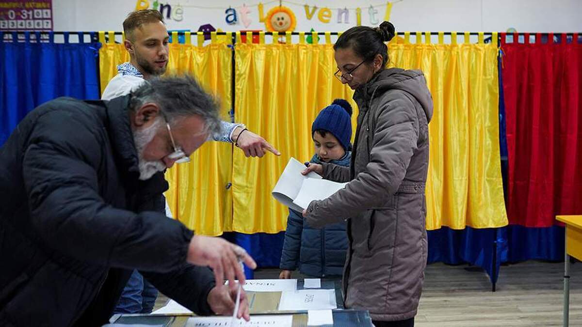 شور ابطال نتایج انتخابات در رومانی را پایان دموکراسی خواند