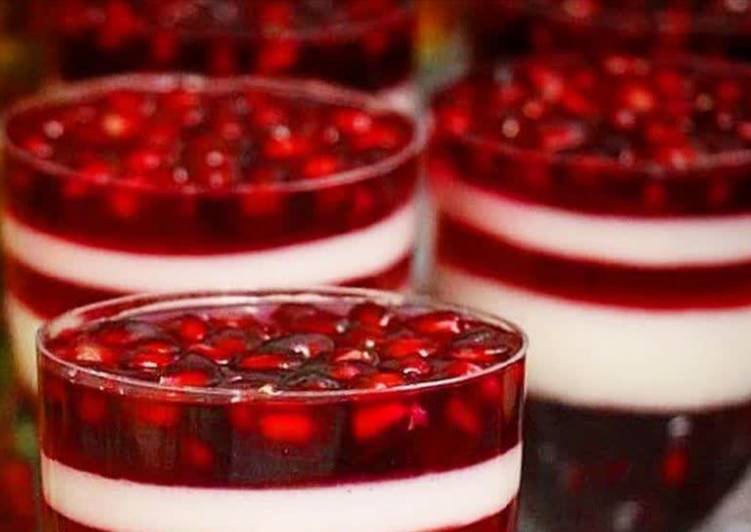 ژله انار پایه ثابت دسر‌های یلدایی/طرز تهیه+ دیزاین