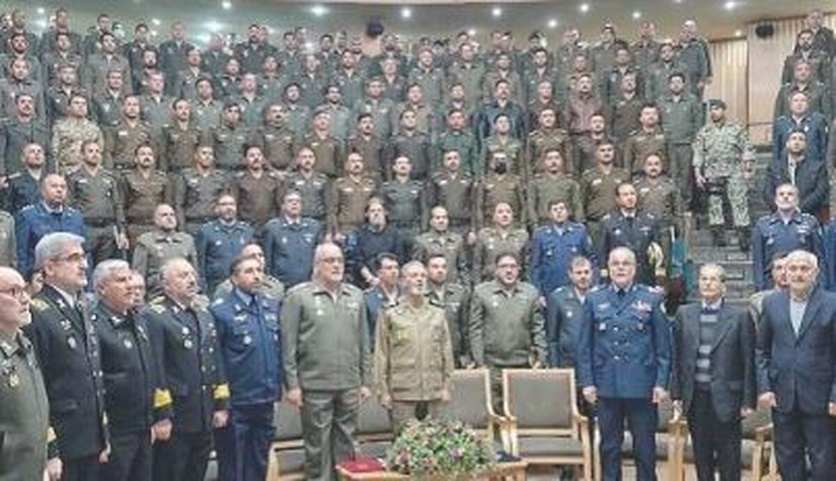 آیین گرامیداشت هفته پژوهش و فناوری در دافوس ارتش