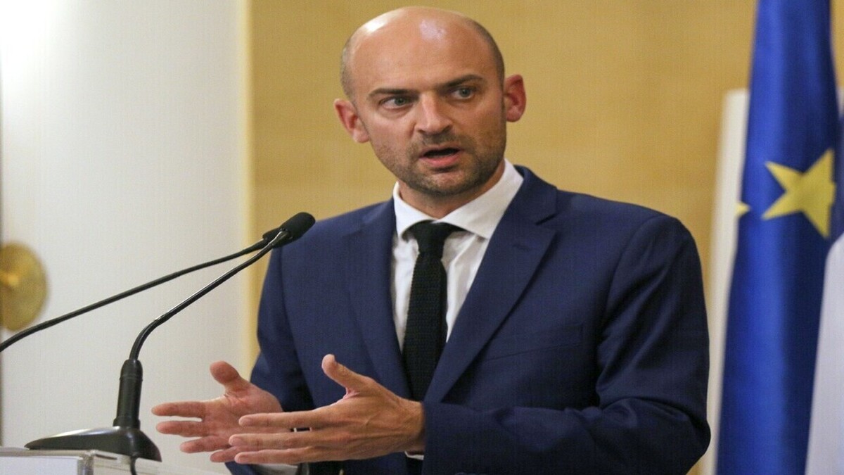 فرانسه فرستاده دیپلماتیک خود را برای حمایت از انتقال سیاسی به دمشق اعزام کرد