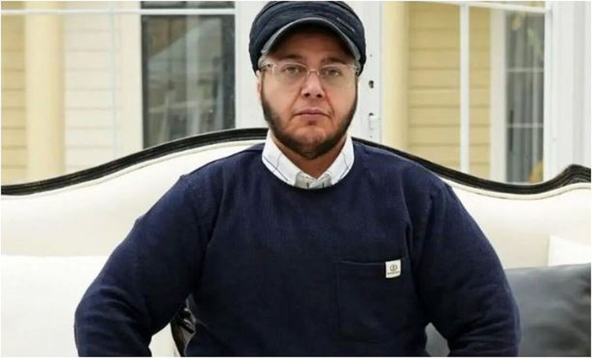 عکس یادگاری مازیار لرستانی کنار پدر و دختر هنرمند سینما