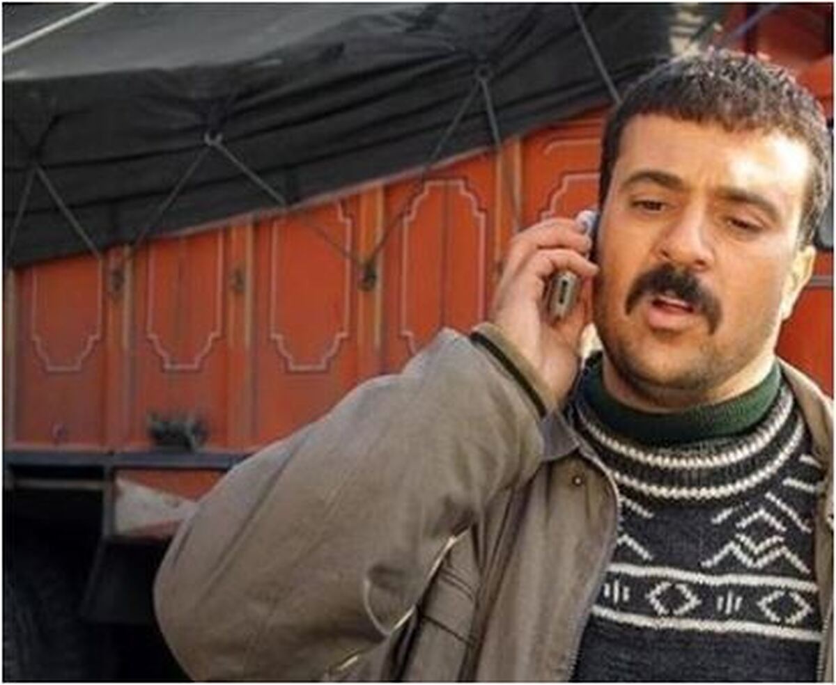 احمد مهران فر و خواهرزاده اش یک سیب که وسط نصف شدن! +عکس