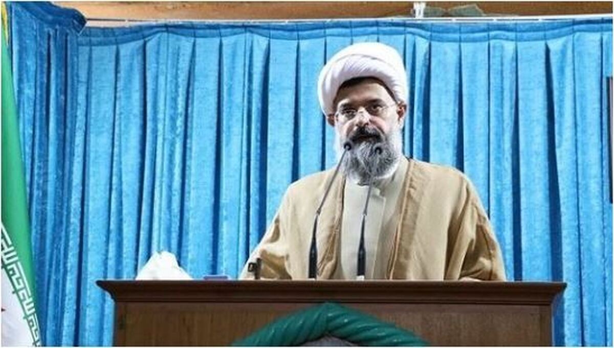 امام جمعه خورموج: دولت صنعت هسته‌ای را توسعه دهد