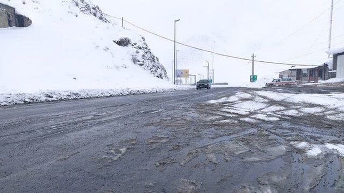 یخبندان صبحگاهی در گردنه‌های سوادکوه و کندوان
