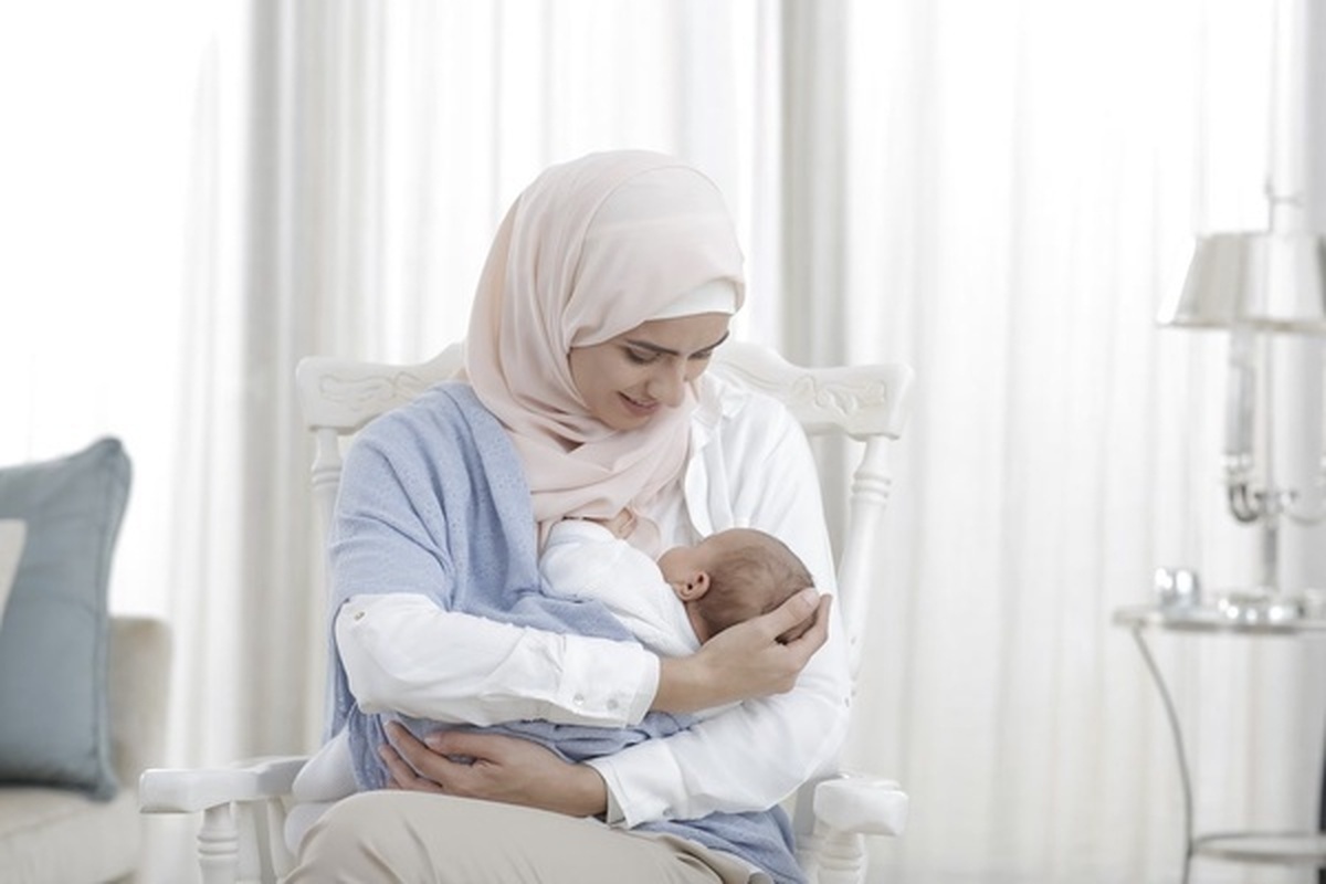 میانگین سنی مادران در اولین فرزندآوری چند سال است؟