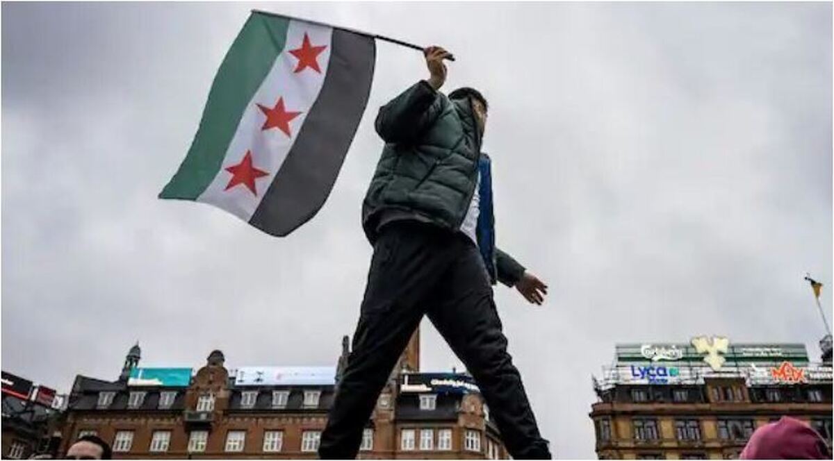 علت تغییر و معنی پرچم جدید سوریه چیست؟