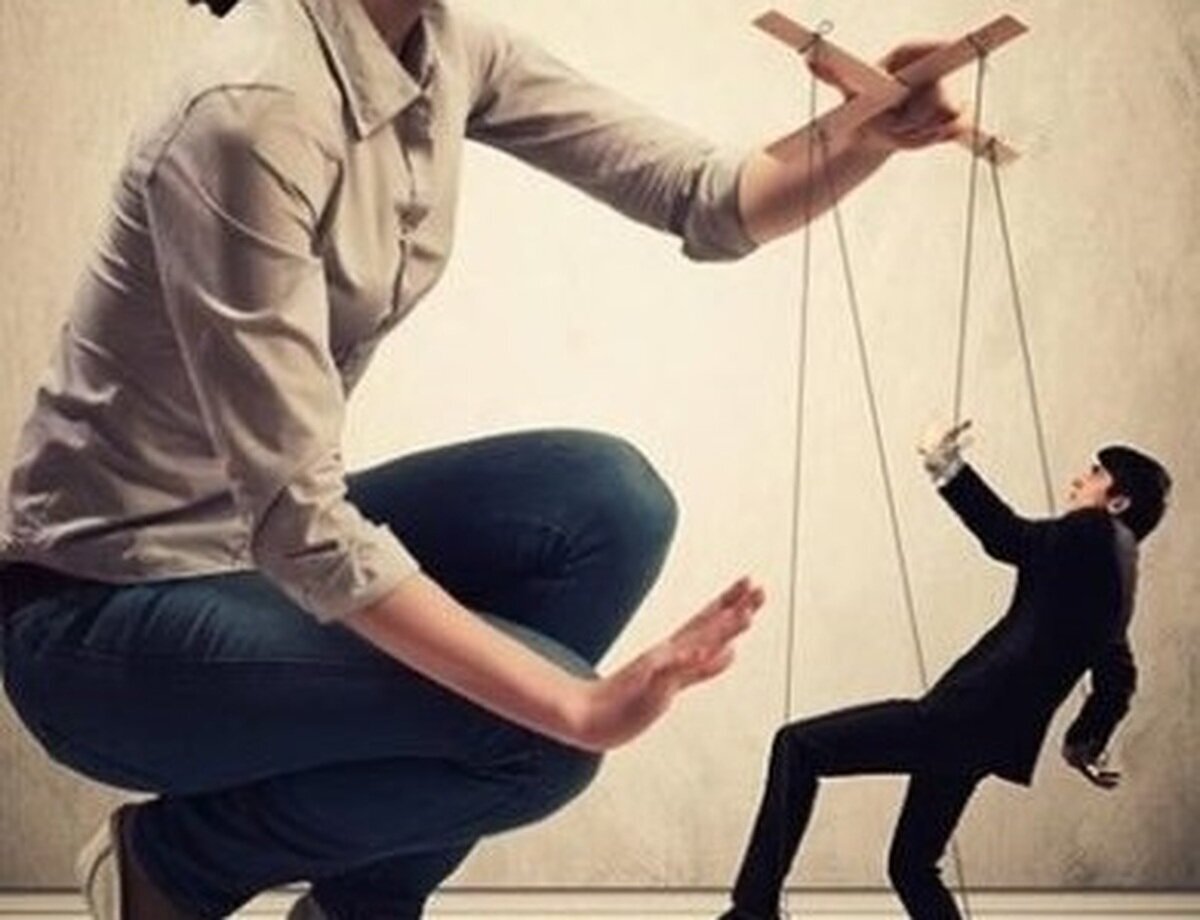 کنترل‌گری یک بیماری که نیاز به درمان دارد! /بهترین رفتار با افراد کنترل‌گر چیست؟
