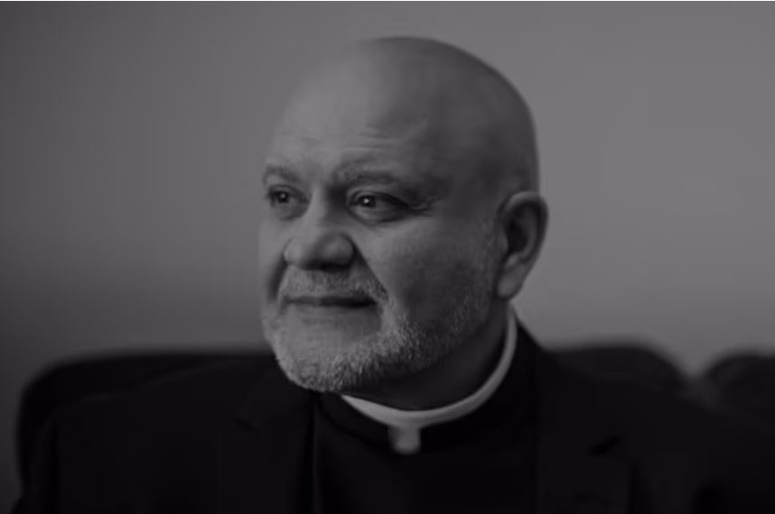 داستان‌های واقعی جن‌گیری یک کشیش؛ از جعبه موسیقی نفرین‌شده تا آتش‌نشان تسخیرشده