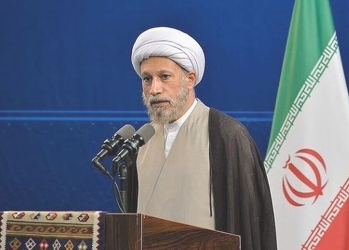 قدرت نظام جمهوری اسلامی قوت قلب امت اسلام است