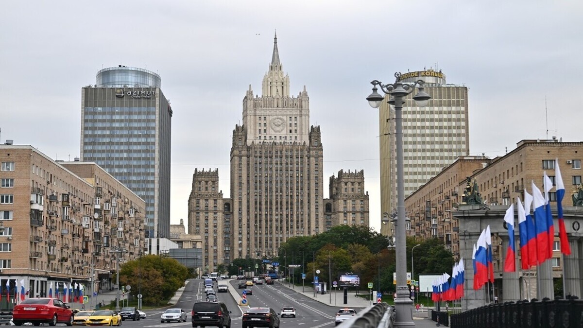 وزارت امور خارجه روسیه: بوگدانوف با سفرای عربستان سعودی و امارات متحده عربی در مسکو در مورد وضعیت سوریه گفت‌و‌گو کرد