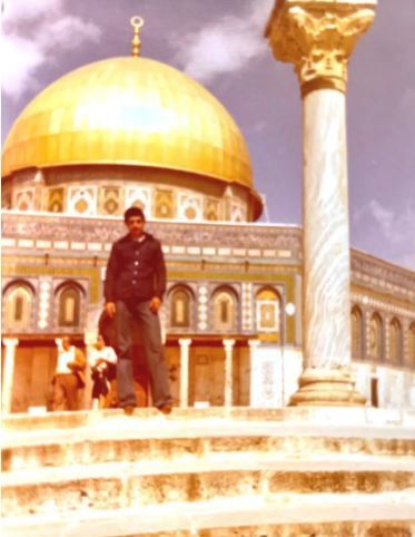 عکس دیدنی از دوران سربازی فریدون آسرایی در یک مکان مقدس